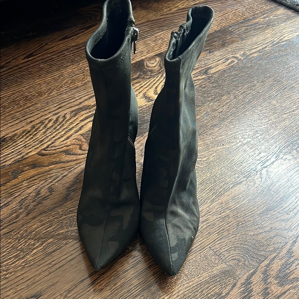 Stylish Black Women's Boots